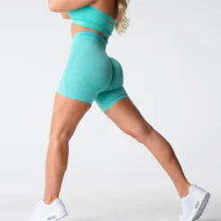 Mint Contour Seamless Shorts -NVGTN Store DSC00063 b439260a 22db 4585 8b13 fab0c5b49c6d
