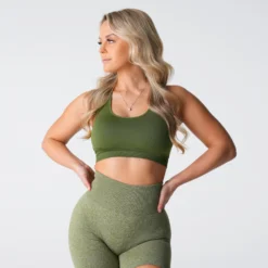 Meadow Surge Seamless Bra -NVGTN Store DSC00067 f42faf07 754e 4068 9132 fbb7bcdca10d