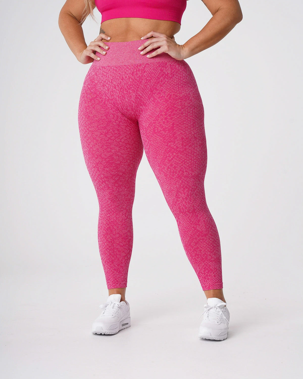 Fuchsia Snakeskin Seamless Leggings 4 Fuchsia Snakeskin Seamless Leggings - Image 2