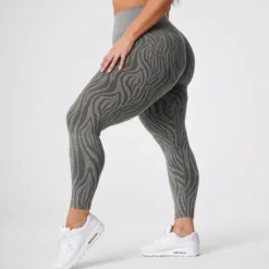 Khaki Green Zebra Seamless Leggings -NVGTN Store DSC00215