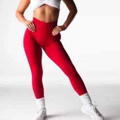 Cherry Red Discover Seamless Leggings -NVGTN Store DSC00450