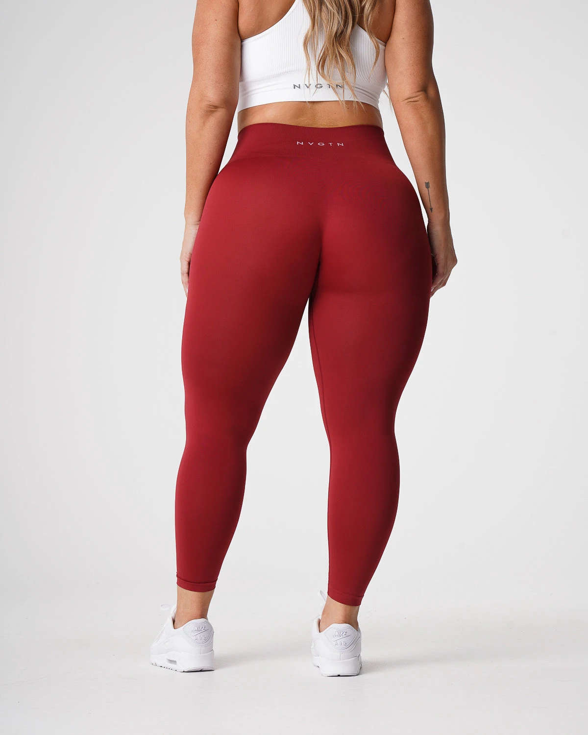 Carmine Solid Seamless Leggings 3 Carmine Solid Seamless Leggings
