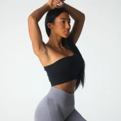 Black Passion Seamless Bra -NVGTN Store DSC00994