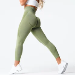 Meadow Contour Seamless Leggings -NVGTN Store DSC01145