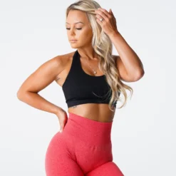 Black Limitless Ribbed Seamless Halter Bra -NVGTN Store DSC01191