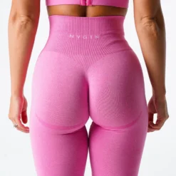 Bubble Gum Pink Curve Seamless Leggings -NVGTN Store DSC01204 4bbda872 4deb 4f92 aada 68ea9357956a