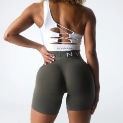 Olive Sport Seamless Shorts -NVGTN Store DSC01260 4e358170 5634 493e 9459 6f14fa798686