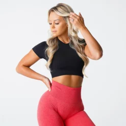 Black Vortex Seamless Bra Top -NVGTN Store DSC01549