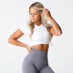 White Vortex Seamless Bra Top -NVGTN Store DSC01566