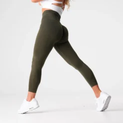 Olive Shape Seamless Leggings -NVGTN Store DSC01717