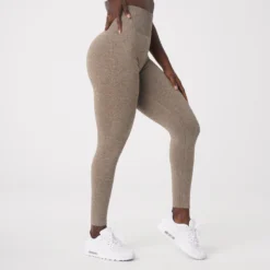 Mocha Scrunch Seamless Leggings -NVGTN Store DSC01794