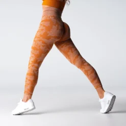 Terracotta Camo Seamless Leggings -NVGTN Store DSC02003