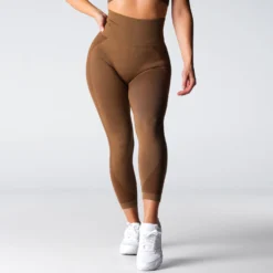 Mocha Contour 2.0 Seamless Leggings -NVGTN Store DSC02056