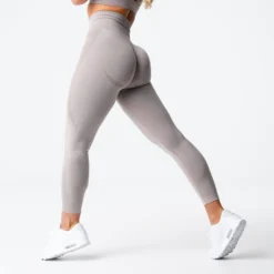 Taupe Contour Seamless Leggings -NVGTN Store DSC02133
