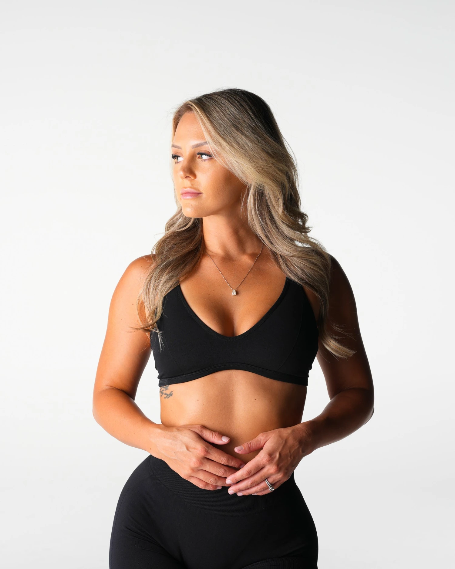 Black Edge Seamless Bra 3 Black Edge Seamless Bra