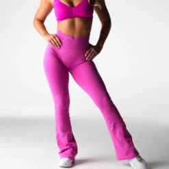 Maui Iconic Seamless Flare Leggings -NVGTN Store DSC02743