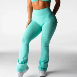 Mint Iconic Seamless Flare Leggings 9 Mint Iconic Seamless Flare Leggings -NVGTN Store DSC02782