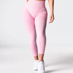 Baby Pink Contour Seamless Leggings -NVGTN Store DSC02863 13d9cf7c 9fe6 464a b037 c656843eacf0