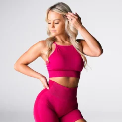 Winterberry Strive Seamless Bra -NVGTN Store DSC02947