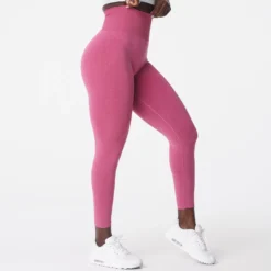 Crimson NV Seamless Leggings -NVGTN Store DSC03016