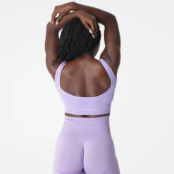 Iris Elevate Seamless Bra -NVGTN Store DSC03054