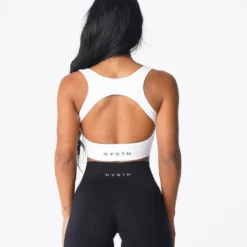 White Eclipse Seamless Bra -NVGTN Store DSC03405