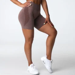 Cocoa Contour Seamless Shorts -NVGTN Store DSC03649