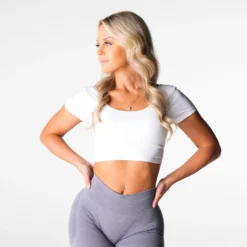 White Charm Seamless Bra -NVGTN Store DSC03671