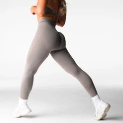 Taupe Endura Seamless Leggings -NVGTN Store DSC04203