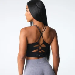 Black Thrive Seamless Bra -NVGTN Store DSC04499