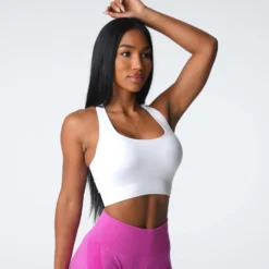 White Thrive Seamless Bra -NVGTN Store DSC04526