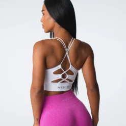White Thrive Seamless Bra -NVGTN Store DSC04527