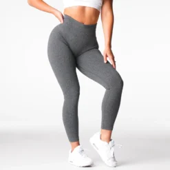 Black Speckled Lift Seamless Leggings -NVGTN Store DSC04879