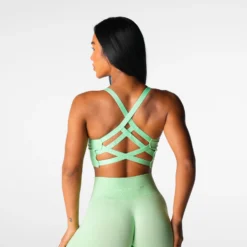 Pistachio Enchant Seamless Bra -NVGTN Store DSC05118