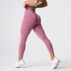 Pastel Pink Contour Seamless Leggings -NVGTN Store DSC05854