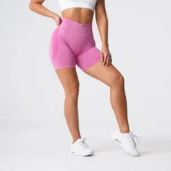 Bubble Gum Pink Contour Seamless Shorts 8 Bubble Gum Pink Contour Seamless Shorts -NVGTN Store DSC05991