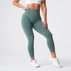 Forest Green Curve Seamless Leggings -NVGTN Store DSC06052