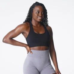 Black Surge Seamless Bra -NVGTN Store DSC06413