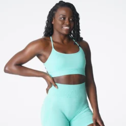 Mint Invincible Seamless Bra -NVGTN Store DSC06428
