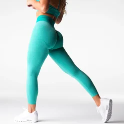 Turquoise Knockout Seamless Leggings
