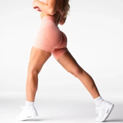 Peach Figure Seamless Shorts -NVGTN Store DSC06752