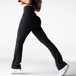 Black Effortless Flare Leggings -NVGTN Store DSC06811