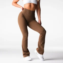 Espresso Effortless Flare Leggings -NVGTN Store DSC06838 1