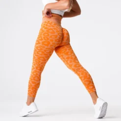 Burnt Orange Leopard Seamless Leggings -NVGTN Store DSC06856