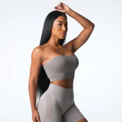 Taupe Conquer Ribbed Seamless Bra -NVGTN Store DSC06867 5dbced4a 8cfd 4871 a547 2d0683e4af8d