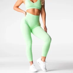 Pistachio Lift Seamless Leggings -NVGTN Store DSC06925