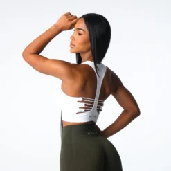 White Resilience Seamless Bra -NVGTN Store DSC06964