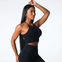 Black Embrace Seamless Bra -NVGTN Store DSC07106