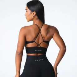 Black Embrace Seamless Bra -NVGTN Store DSC07107