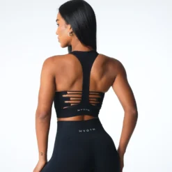 Black Resilience Seamless Bra -NVGTN Store DSC07128